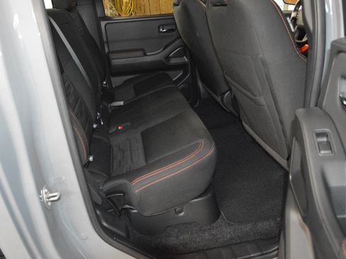 Used 2024 Nissan Frontier PRO-4X w/ Pro Convenience Package image 14