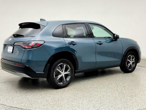 Used 2025 Honda HR-V EX-L image 5