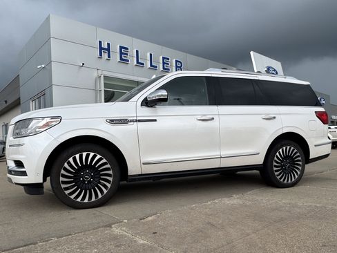 Used 2019 Lincoln Navigator Black Label AWD/4WD image 3