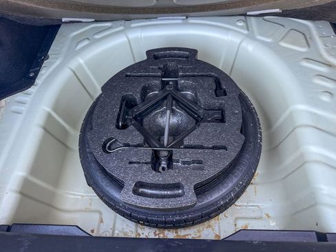 Used 2009 Kia Spectra LX image 27