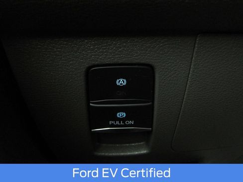 Certified 2024 Ford E-Transit Low Roof RWD image 29