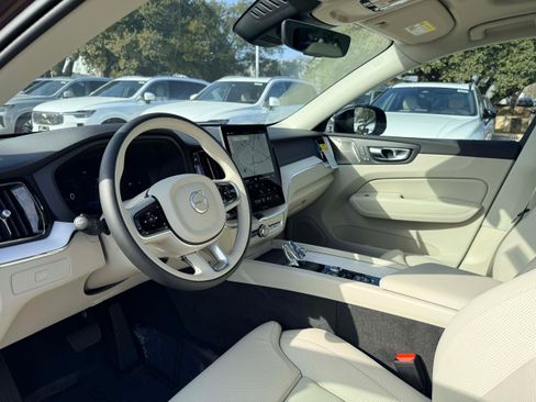 New 2026 Volvo XC60 B5 Ultra w/ Protection Package Premier image 11