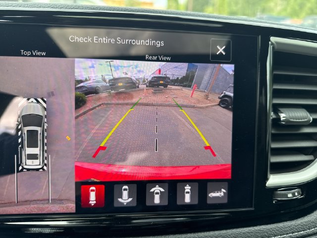 New 2025 Chrysler Pacifica Select AWD/4WD image 25