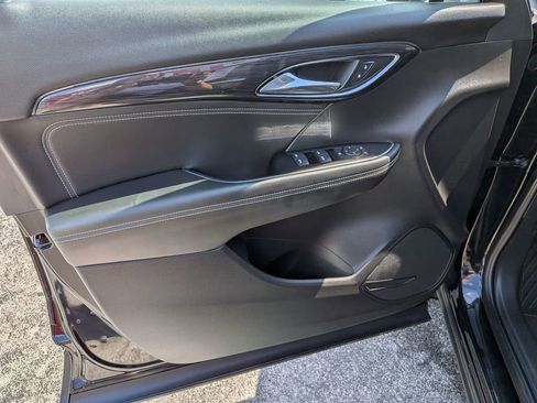 Certified 2023 Buick Envision Preferred FWD image 10