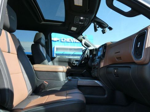 New 2023 Chevrolet Silverado 2500 High Country w/ Z71 Off-Road Package AWD/4WD image 14