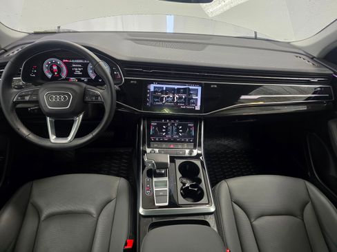 Used 2025 Audi Q8 Premium Plus w/ Premium Plus Package image 17