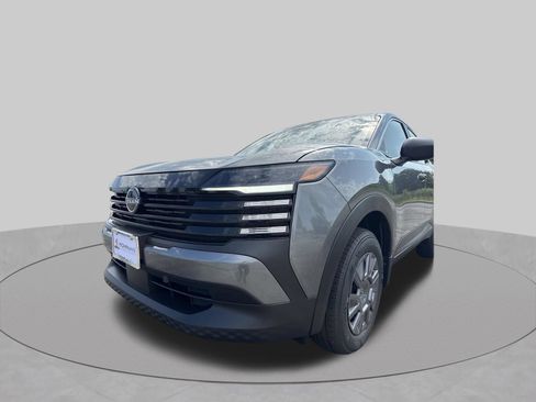 New 2026 Nissan Kicks S FWD image 39
