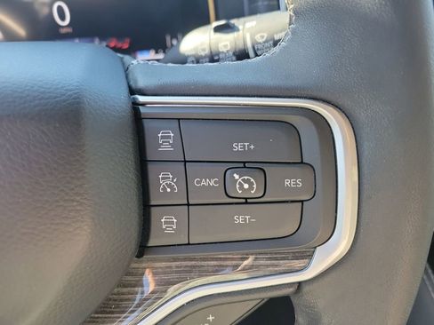 Used 2022 Jeep Wagoneer Series III image 27