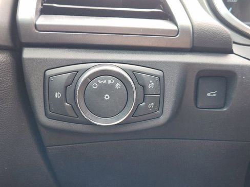 Used 2015 Ford Fusion Titanium FWD image 23