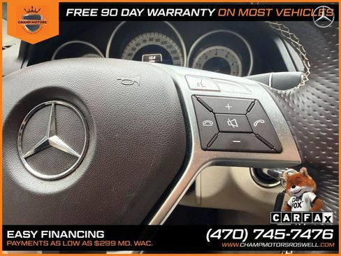 Used 2014 Mercedes-Benz E 350 4MATIC Sedan image 24