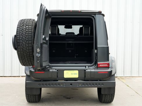 Used 2022 Mercedes-Benz G 63 AMG Squared image 10