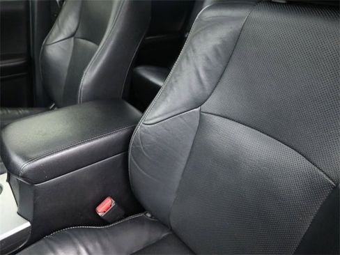 Used 2016 Toyota 4Runner Limited image 20