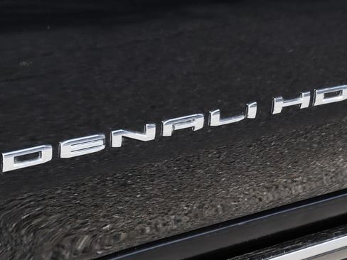 Used 2022 GMC Sierra 3500 Denali AWD/4WD image 54