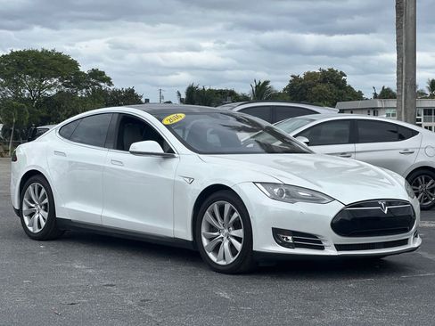 Used 2016 Tesla Model S 90D image 7