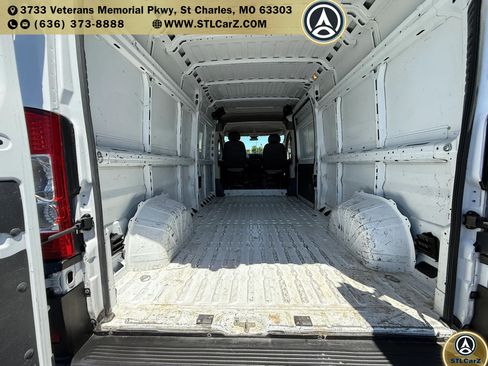 Used 2019 RAM ProMaster 2500 w/ Interior Convenience Group FWD image 12