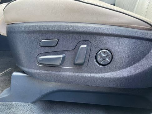 Used 2021 Hyundai Palisade Limited FWD image 11