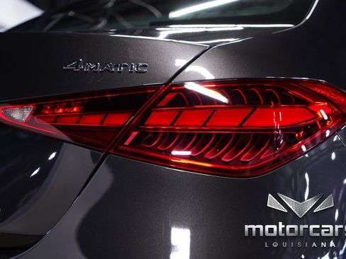 Used 2022 Mercedes-Benz C 300 C 300 4MATIC w/ Pinnacle Trim Package image 19