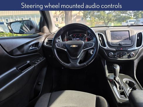 Used 2021 Chevrolet Equinox LT FWD image 11