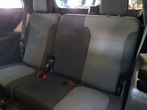 Used 2018 Chevrolet Traverse LT image 15