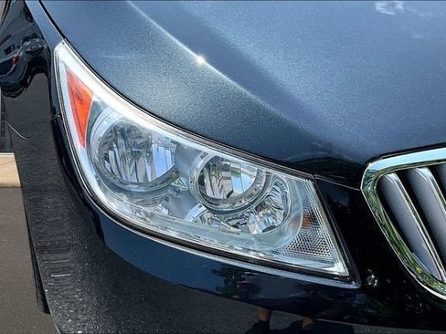 Used 2012 Buick LaCrosse Premium FWD image 29