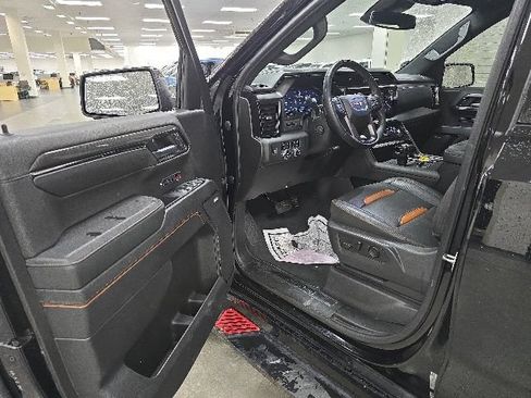 Used 2023 GMC Sierra 1500 AT4 AWD/4WD image 10