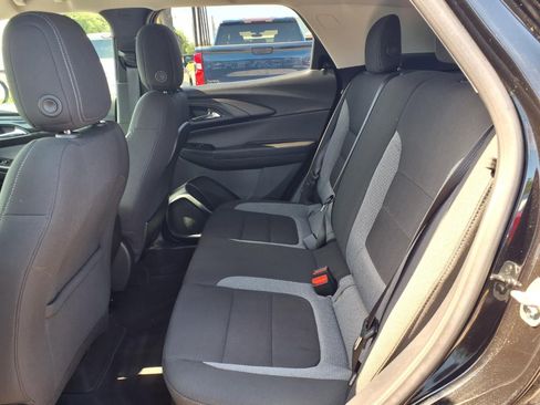 Used 2024 Chevrolet TrailBlazer LT w/ Driver Confidence Package FWD image 18
