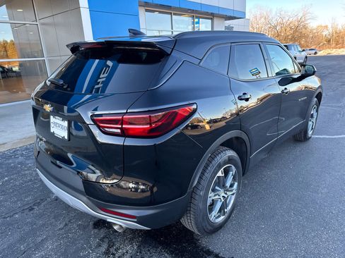 Used 2023 Chevrolet Blazer LT w/ Convenience Package image 7