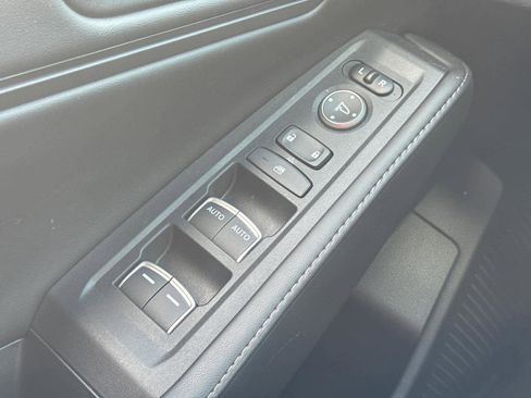 Used 2025 Honda Accord Sport image 24