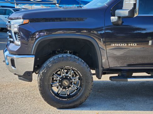 Used 2024 Chevrolet Silverado 3500 LTZ w/ LTZ Plus Package image 8