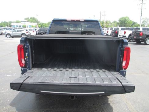 Used 2019 GMC Sierra 1500 Denali w/ Denali Ultimate Package AWD/4WD image 9