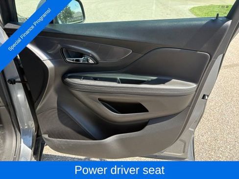 Used 2019 Buick Encore Preferred w/ Safety Package FWD image 28