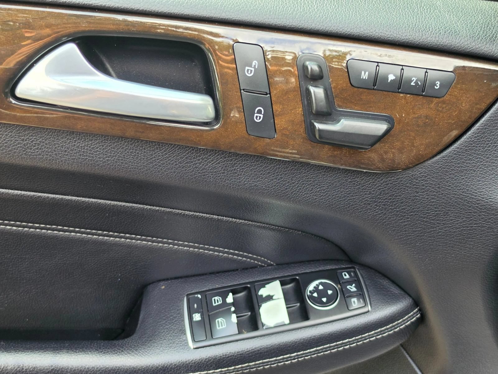 Used 2015 Mercedes-Benz ML 350 4MATIC image 21