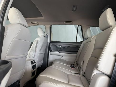 Used 2020 Honda Pilot EX-L image 11