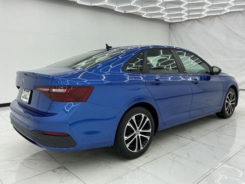 Used 2023 Volkswagen Jetta Sport FWD image 11