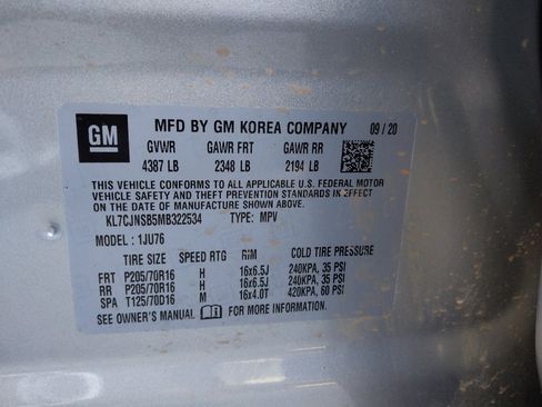 Used 2021 Chevrolet Trax LS w/ Tint and Cruise Package image 33