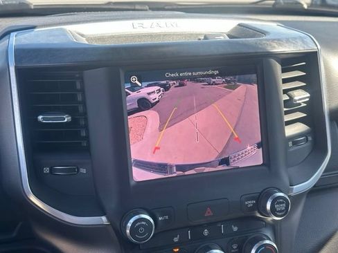 Used 2019 RAM 1500 Big Horn AWD/4WD image 23