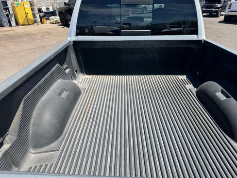 Used 2017 RAM 1500 Classic SLT RWD image 30