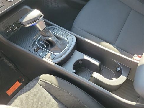 New 2026 Hyundai Kona SE image 14