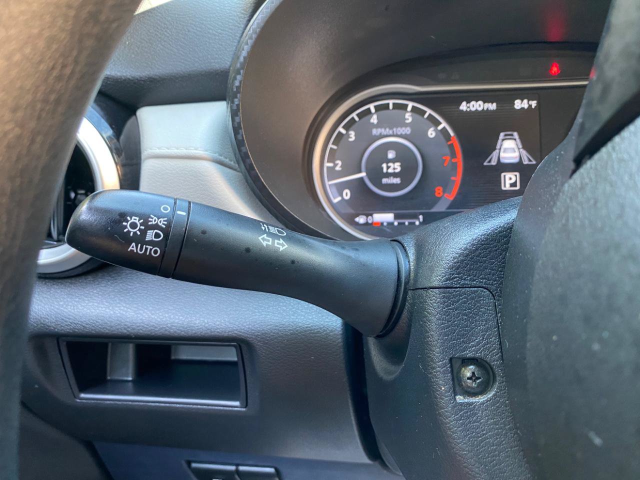 Used 2022 Nissan Versa SV FWD image 54