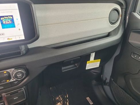 New 2026 Jeep Gladiator Sport image 26