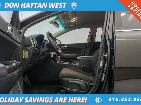 Used 2019 Kia Sportage LX image 16