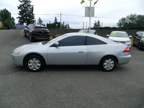 Used 2004 Honda Accord LX image 5