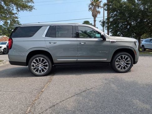 New 2026 GMC Yukon Denali w/ Denali Reserve Package RWD image 4