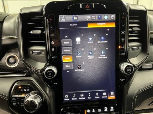 Used 2022 RAM 1500 Limited w/ Body-Colour Bumper Group AWD/4WD image 36