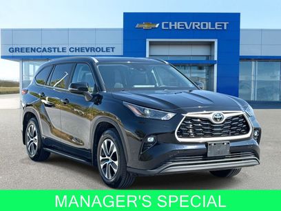 Used 2023 Toyota Highlander XLE