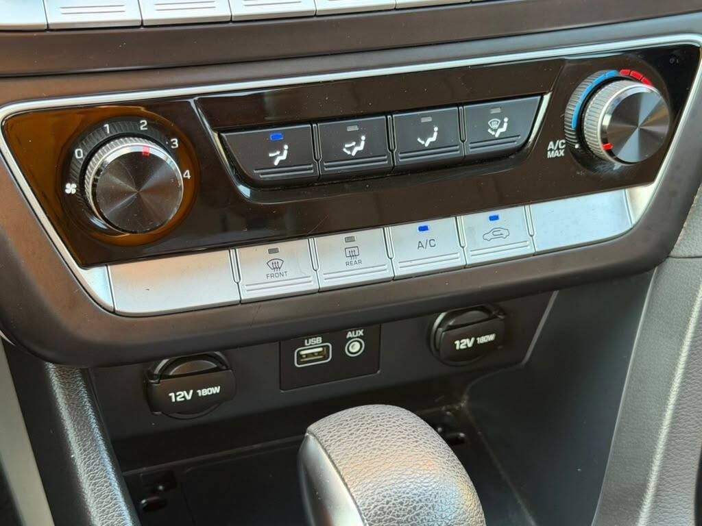 Used 2018 Hyundai Sonata SE FWD image 37