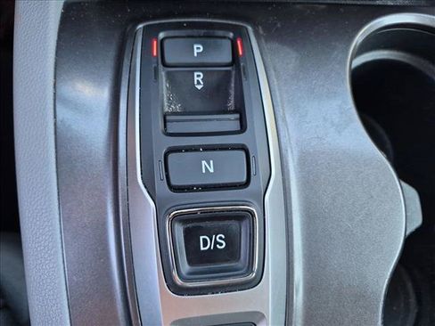 Used 2022 Honda Pilot Special Edition image 11