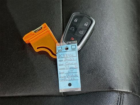 Used 2021 Chevrolet Silverado 1500 LT Trail Boss w/ Convenience Package II image 24