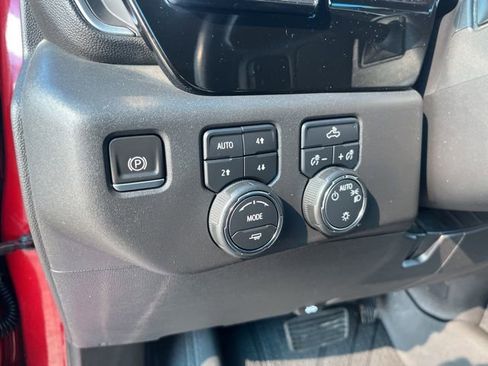 Used 2023 Chevrolet Silverado 1500 LT w/ Z71 Off-Road Package AWD/4WD image 13