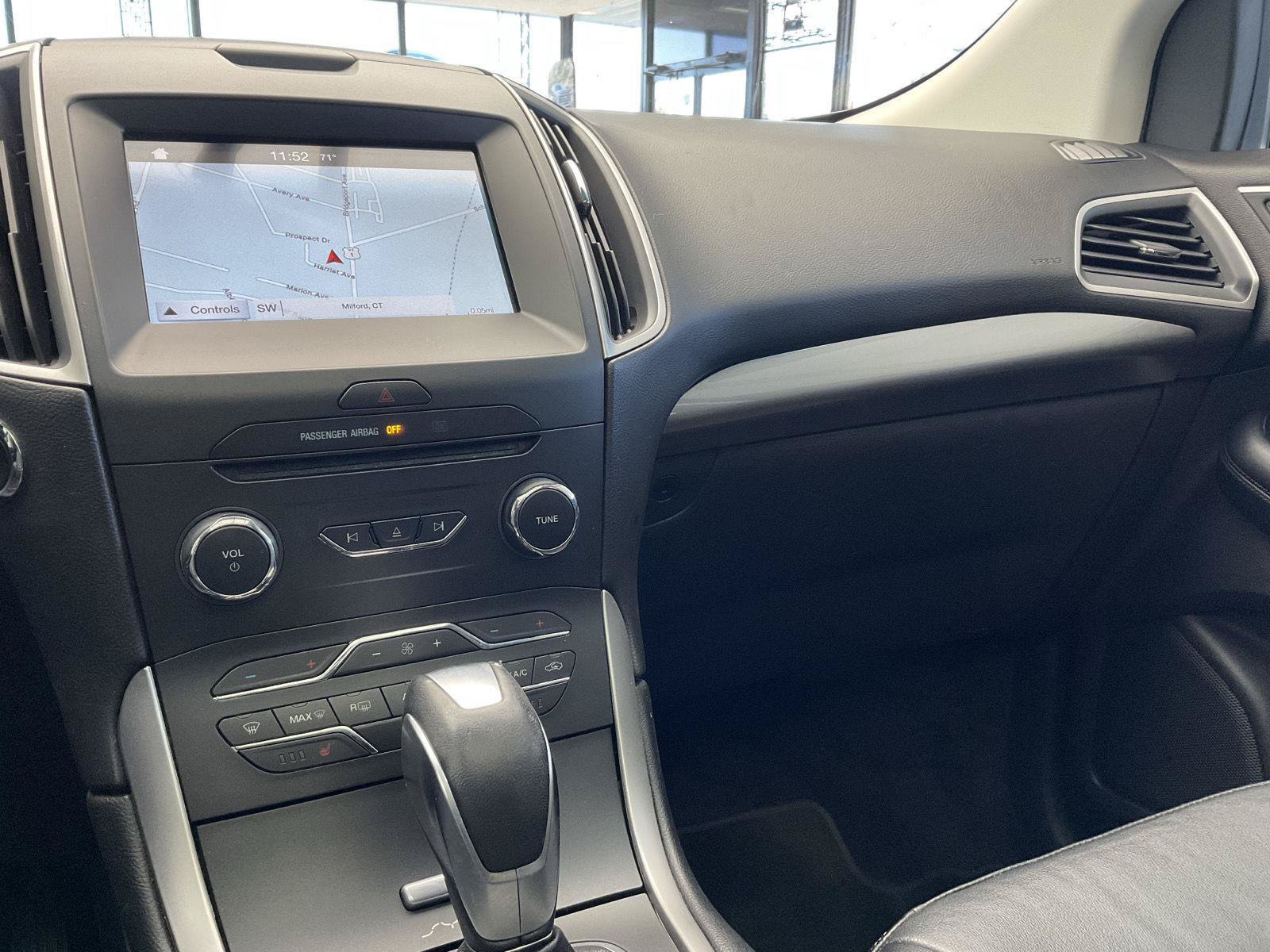 Used 2016 Ford Edge SEL w/ Equipment Group 201A AWD/4WD image 13